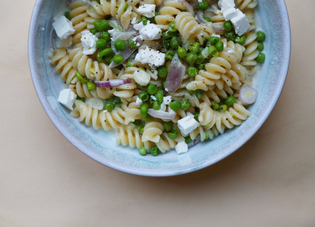 Nudeltopf mit Erbsen und Schafskäse - unverpackt & lose